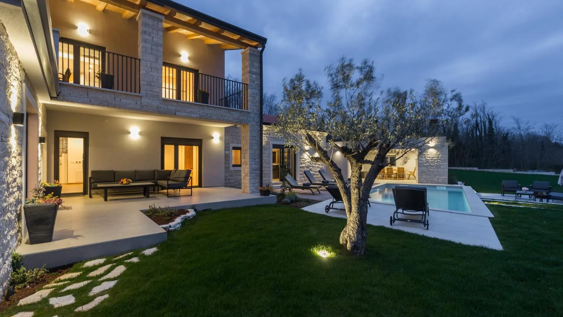 Villa Harmony For 8 People In Central Istria With 50 M2 Private Pool And Sea View Pinezici